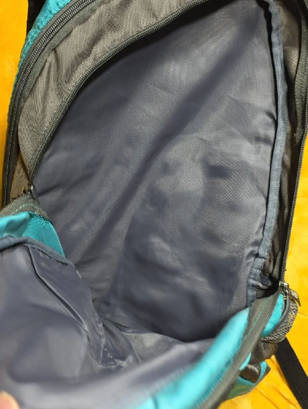 FILA Teal and Gray Men's Daypack with Multiple Pockets